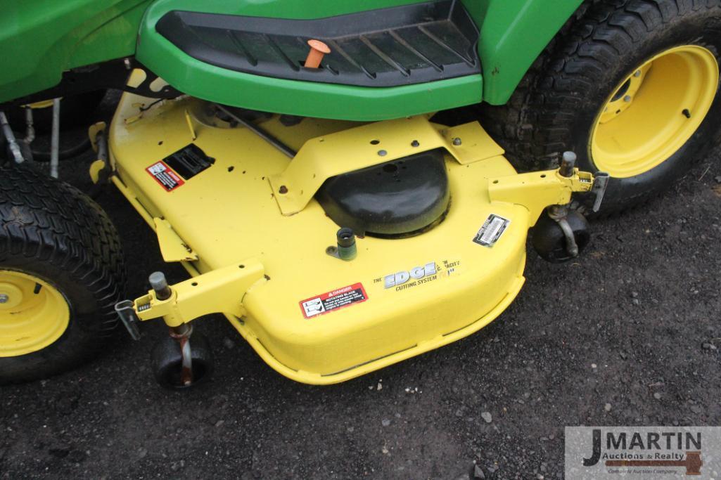 JD X710 riding mower