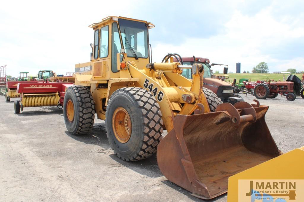 JD 544G wheel loader