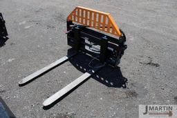 Set of 48'' skid mount hyd pallet forks