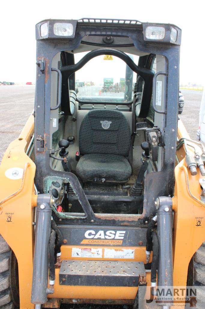 Case SV280 skid loader