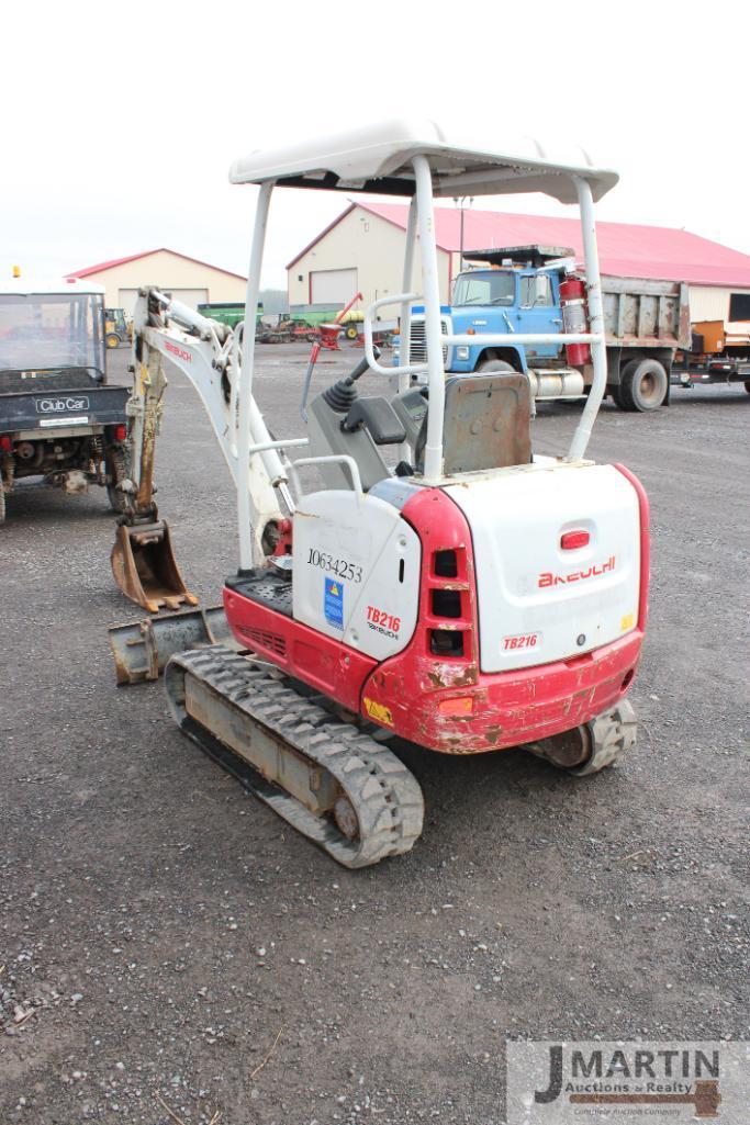 2017 Takeuchi TB216 mini excavator