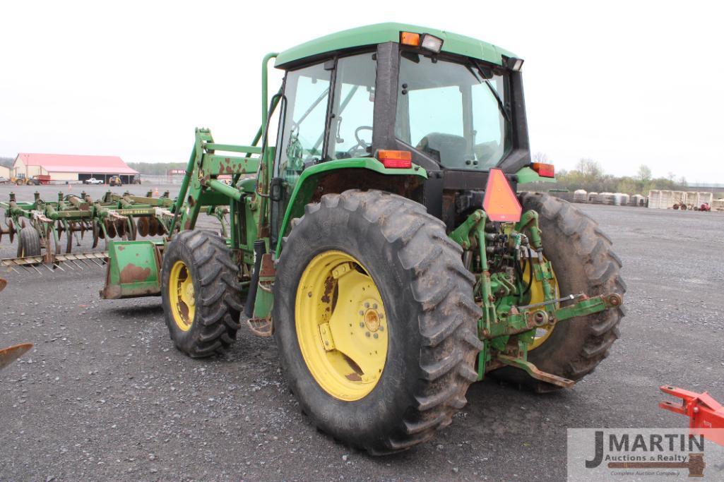 JD 6200 tractor w/ JD 640 loader