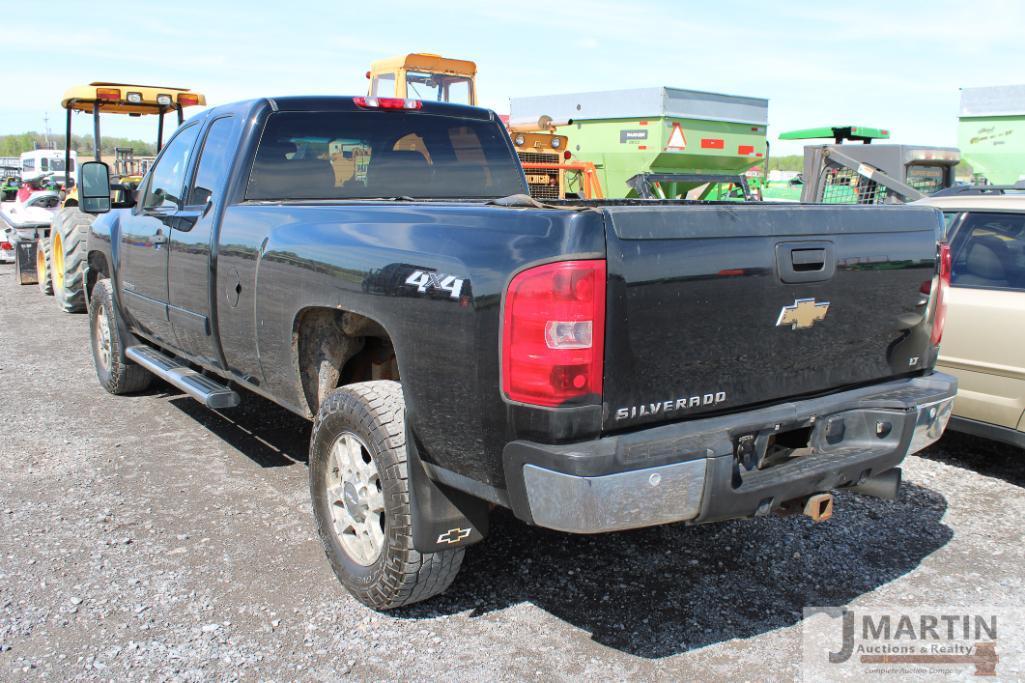 2011 Chevy Silverado 3500 pickup