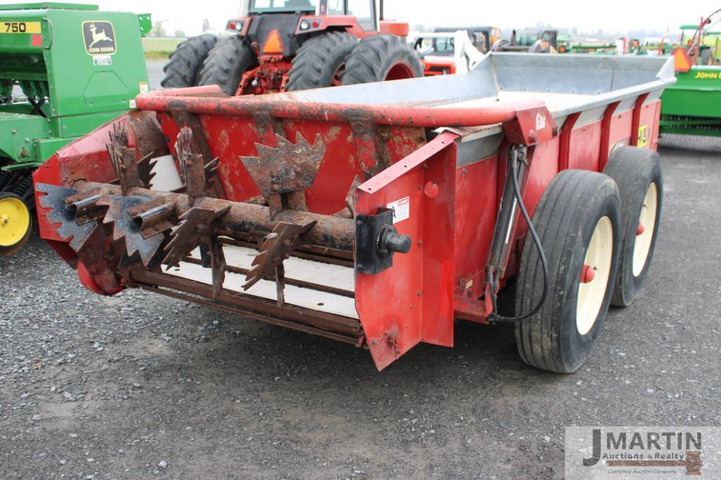 H&S 310 HD manure spreader