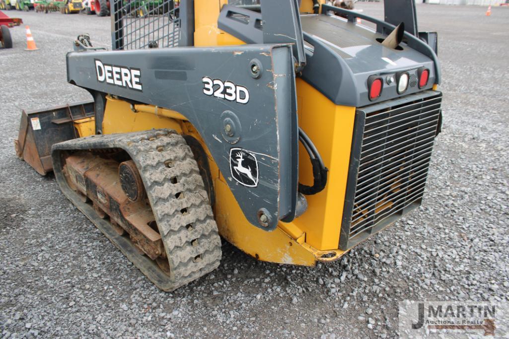 2010 JD 323D track skid loader