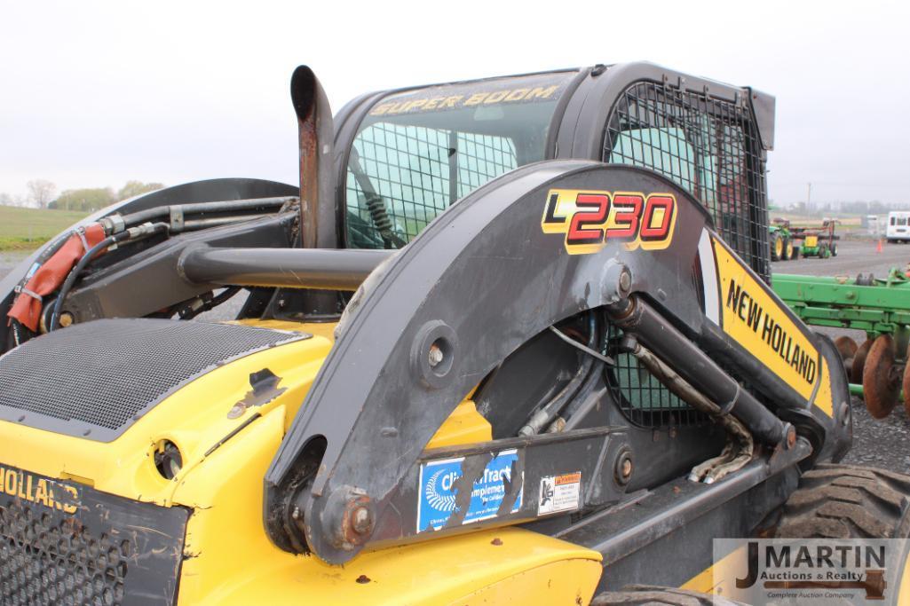 NH L230 skid loader