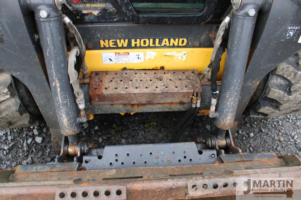 NH L230 skid loader