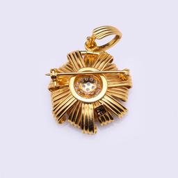 18K Yellow Gold & Diamond Pendant/Brooch