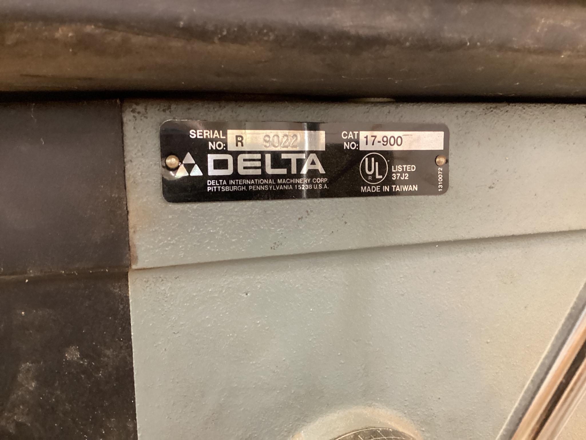 Delta Model 17-900 Drill Press, 16" Variable Speed