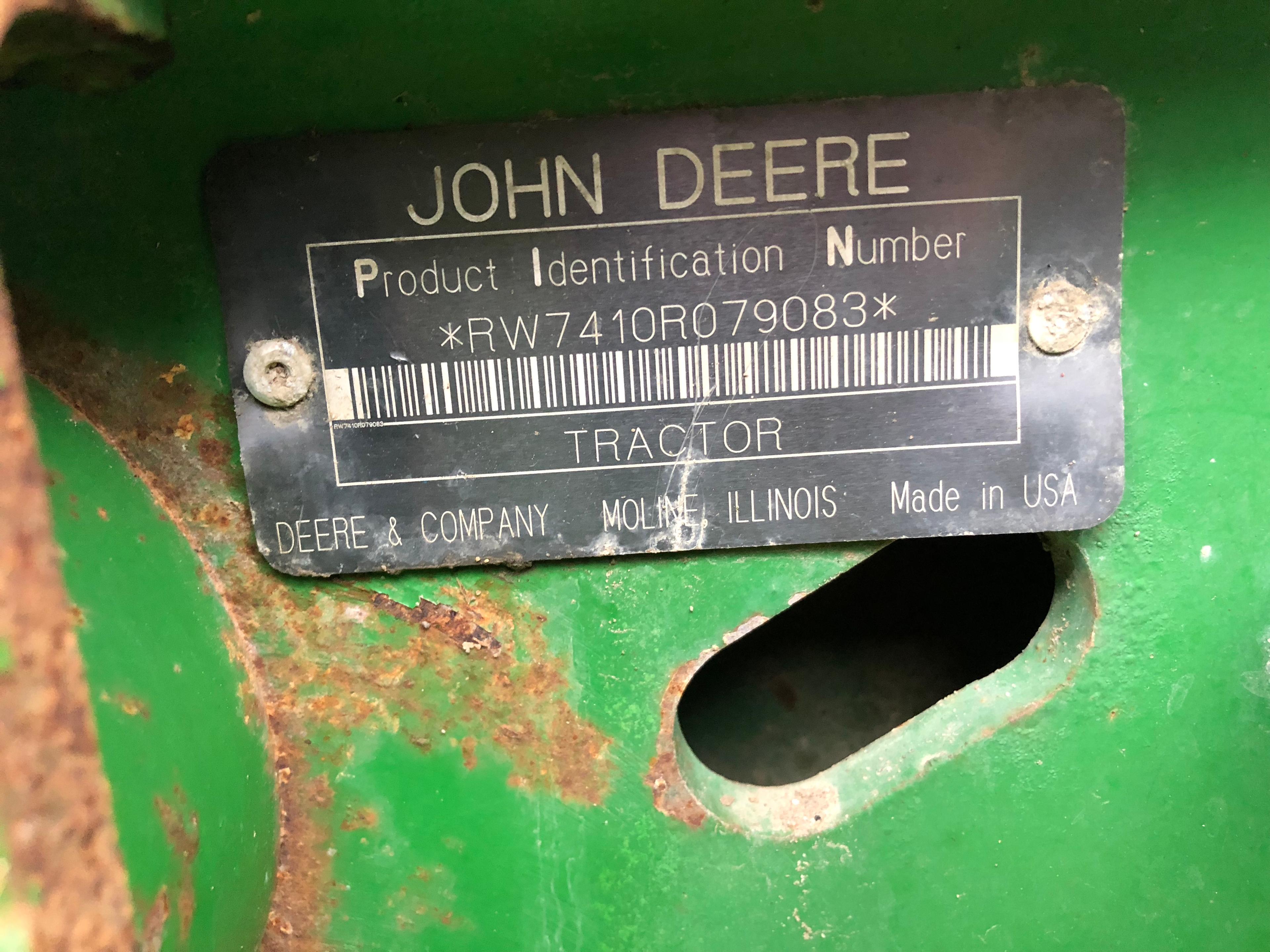 John Deere 7410 Tractor