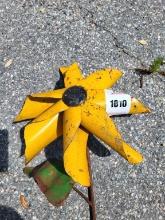 Metal Sunflower Yard Art