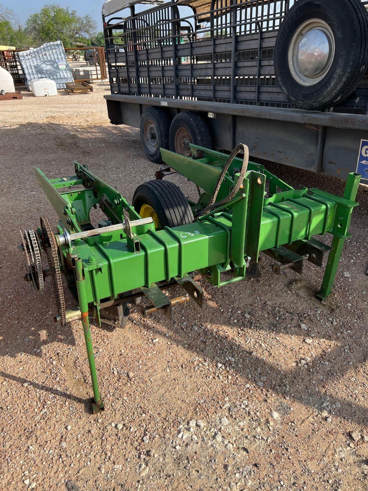 John Deere 7300 3PT 2 Row Planter