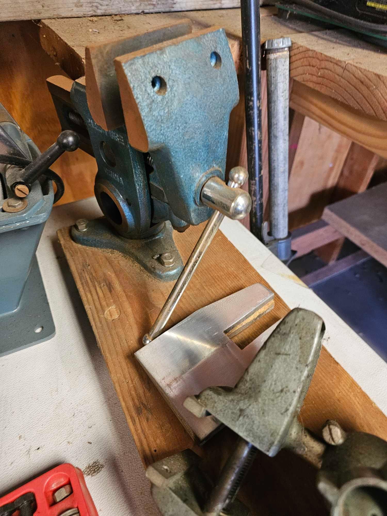 2 VISE COMPONENTS