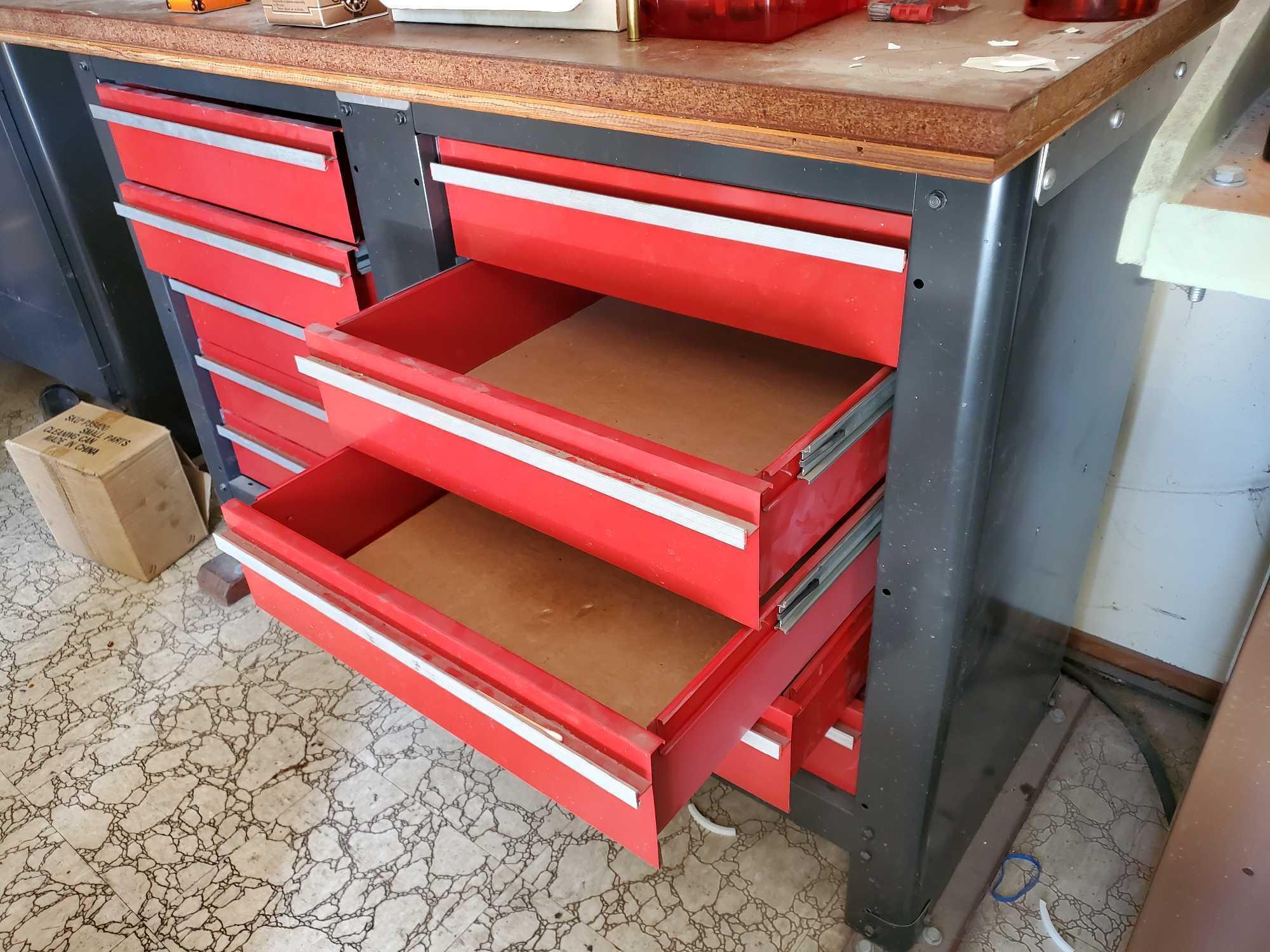 STORAGE CABINET WORKBENCH