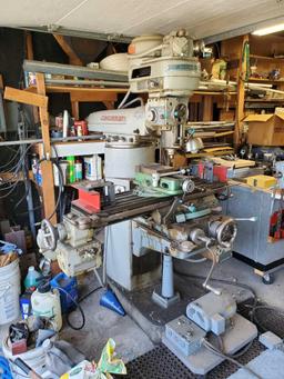 CINCINNATI TOOLMASTER MILLING MACHINE