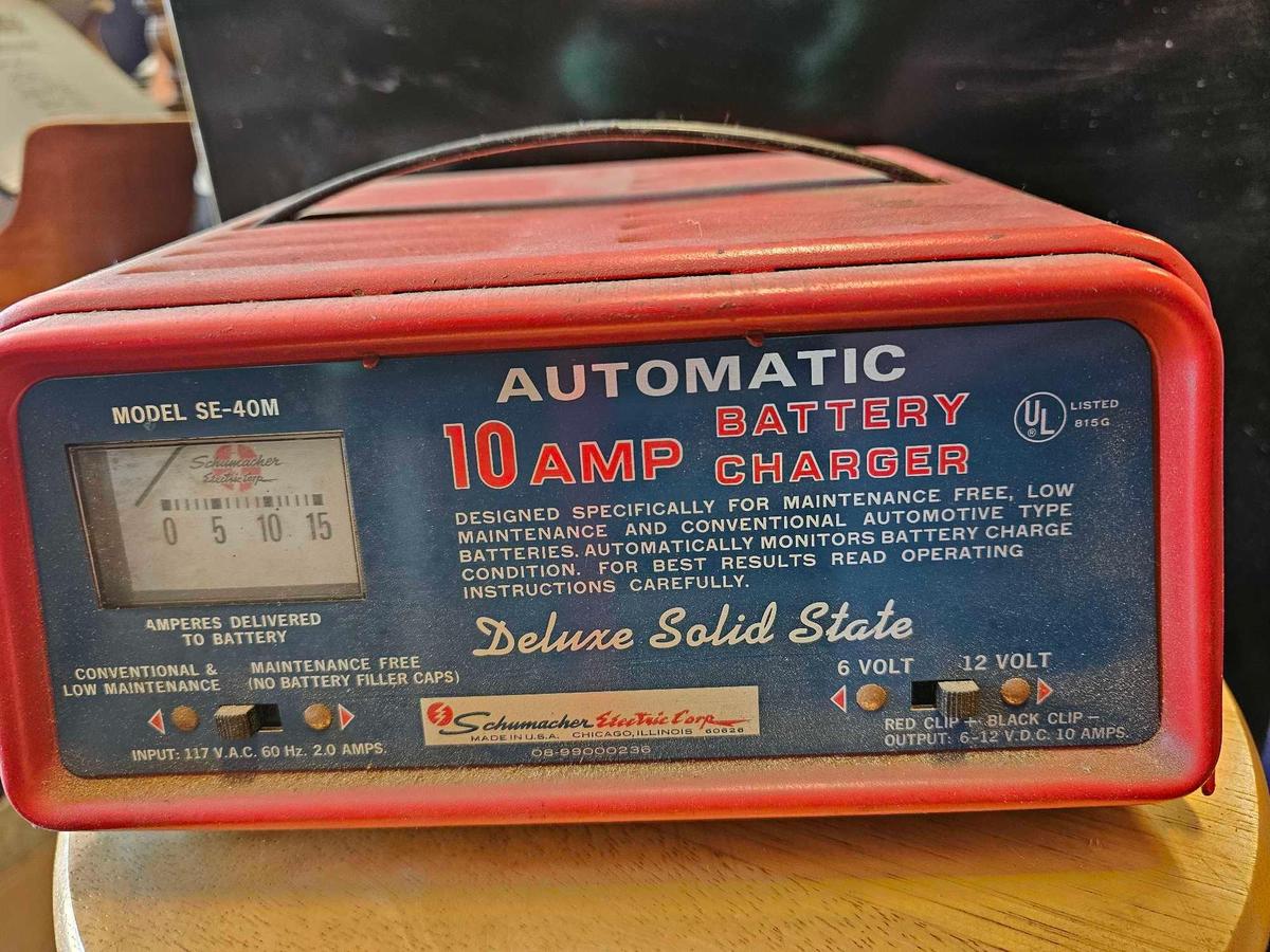 10 AMP BATTERY CHARGER