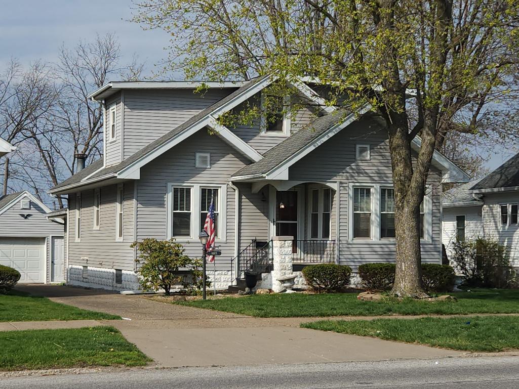 Quincy IL Real Estate Auction Located at 1619 Locust Quincy, IL 62301