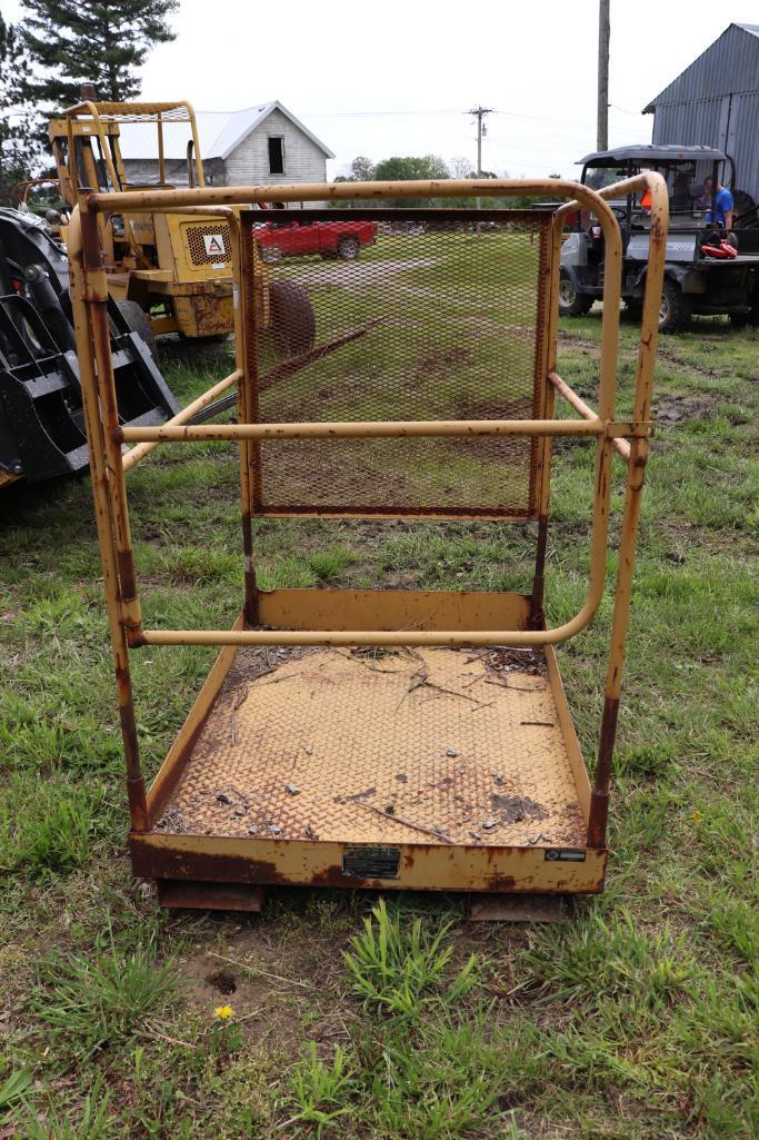 Gillis 1000 lb. Man Basket for Forklift