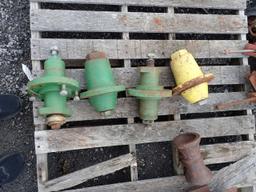 (4) JD Planter Hubs