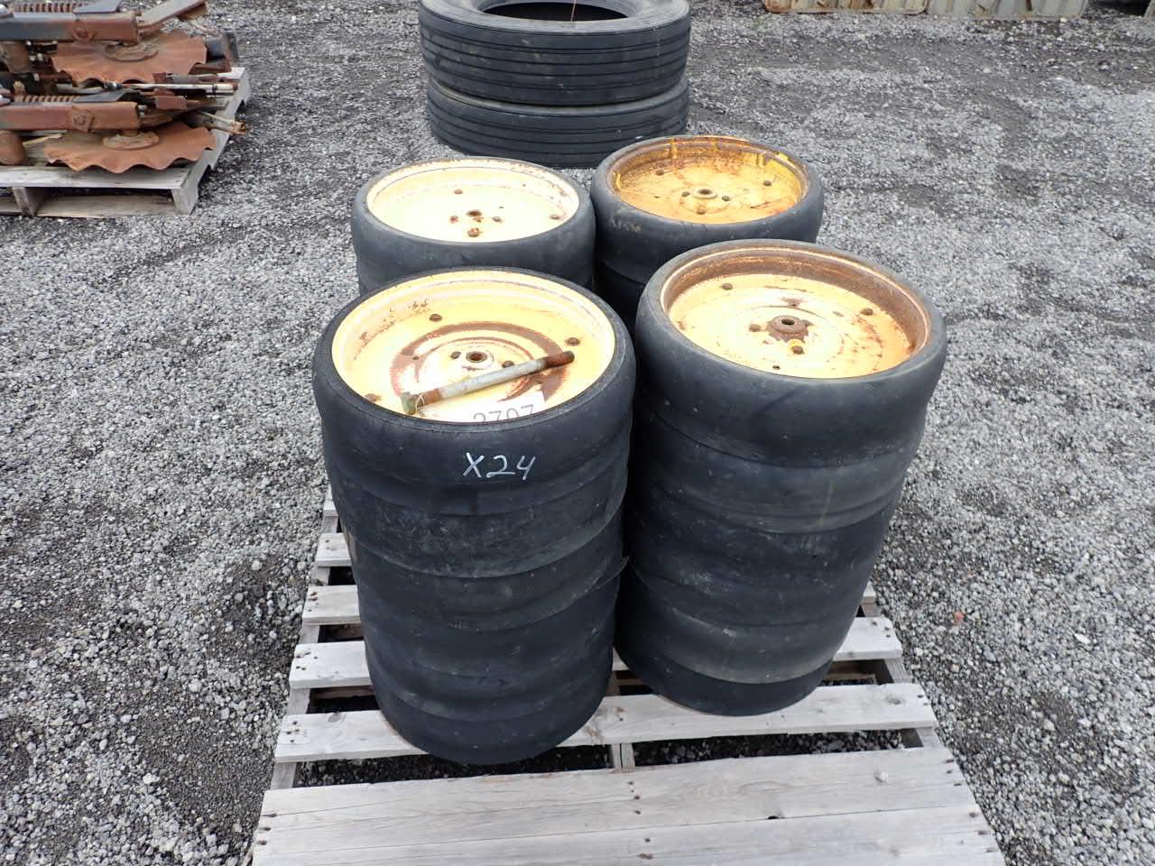 (24) JD Drill Wheels