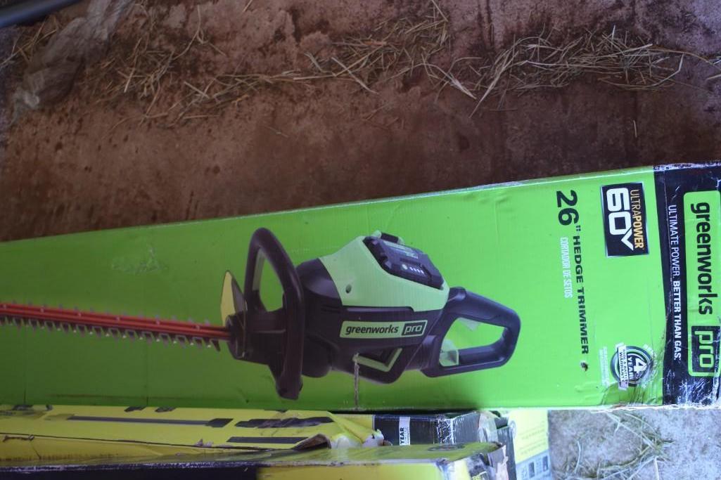 Green Works pro Hedge Trimmer