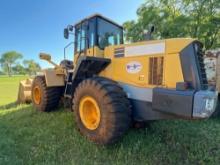 Komatsu 380 Loader