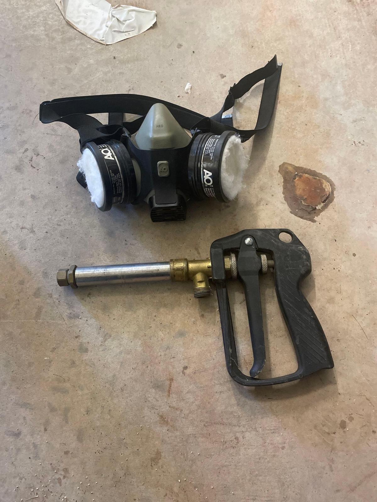 mask/respirator and sprayer nozzle