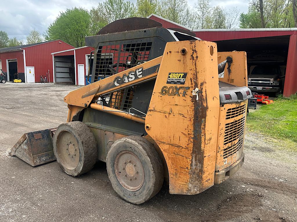 CASE 60XT SKID LOADER