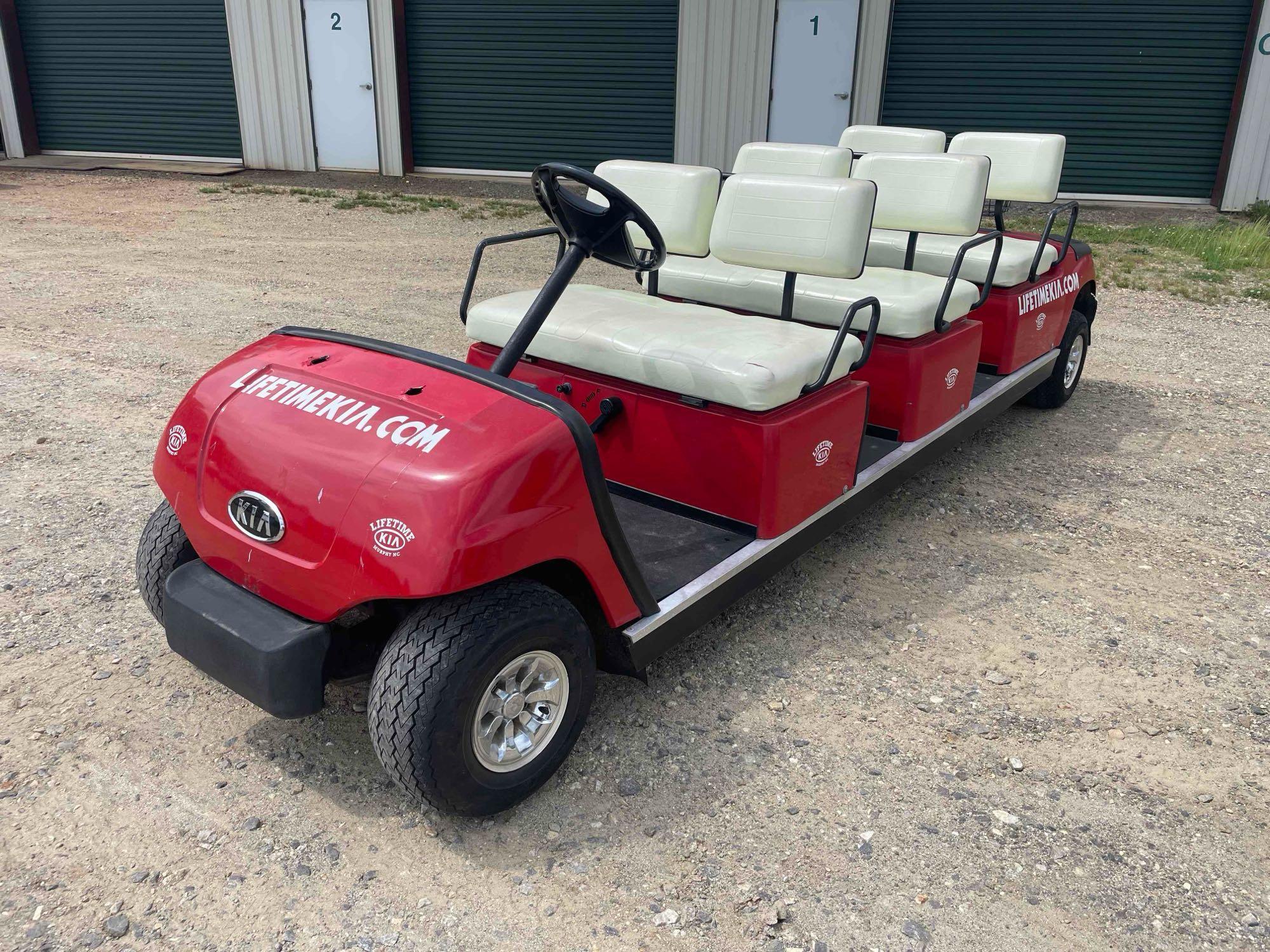 Yamaha 6 Seater Golf Cart (Gas)