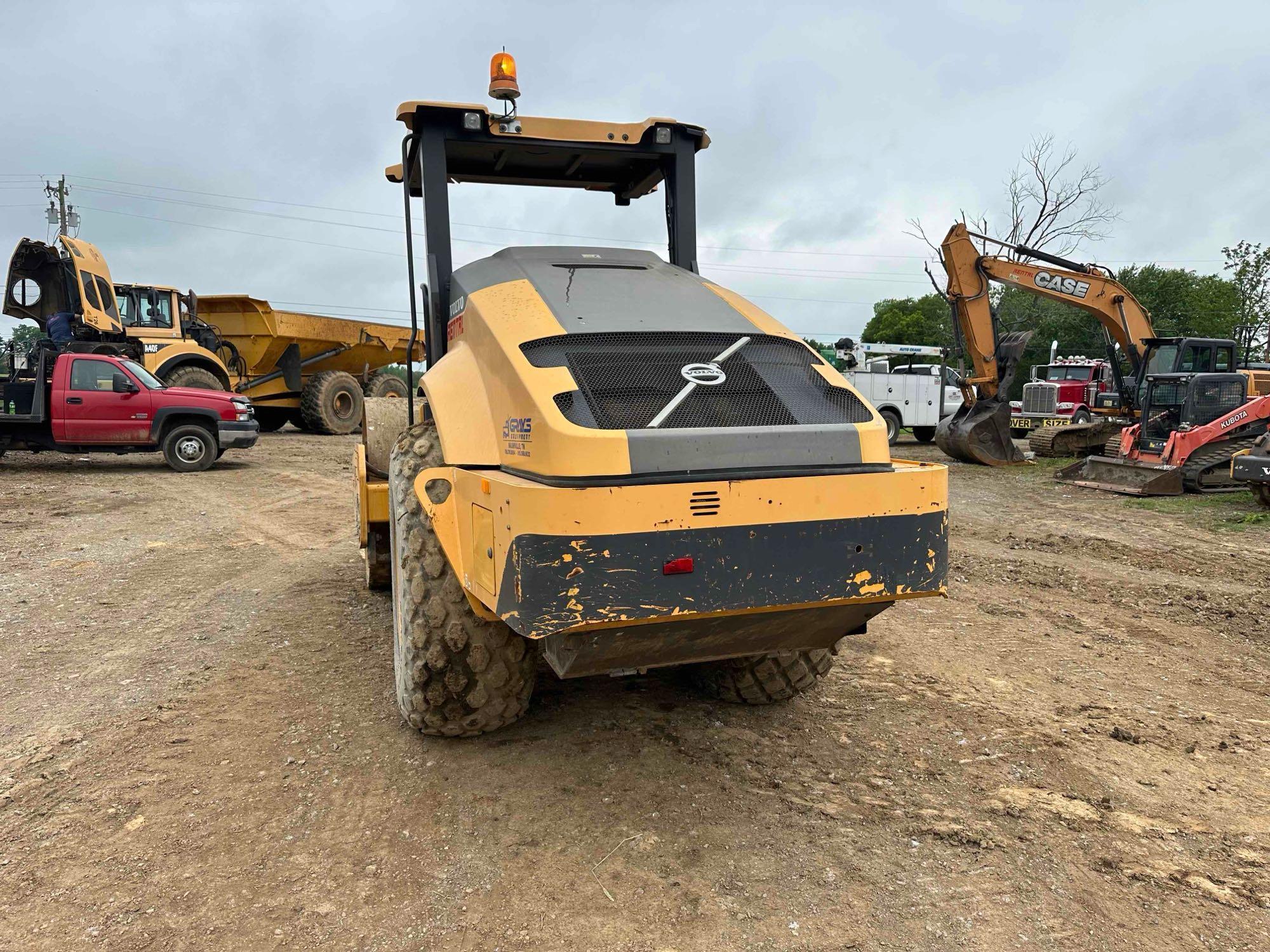 Volvo SD115B Compactor