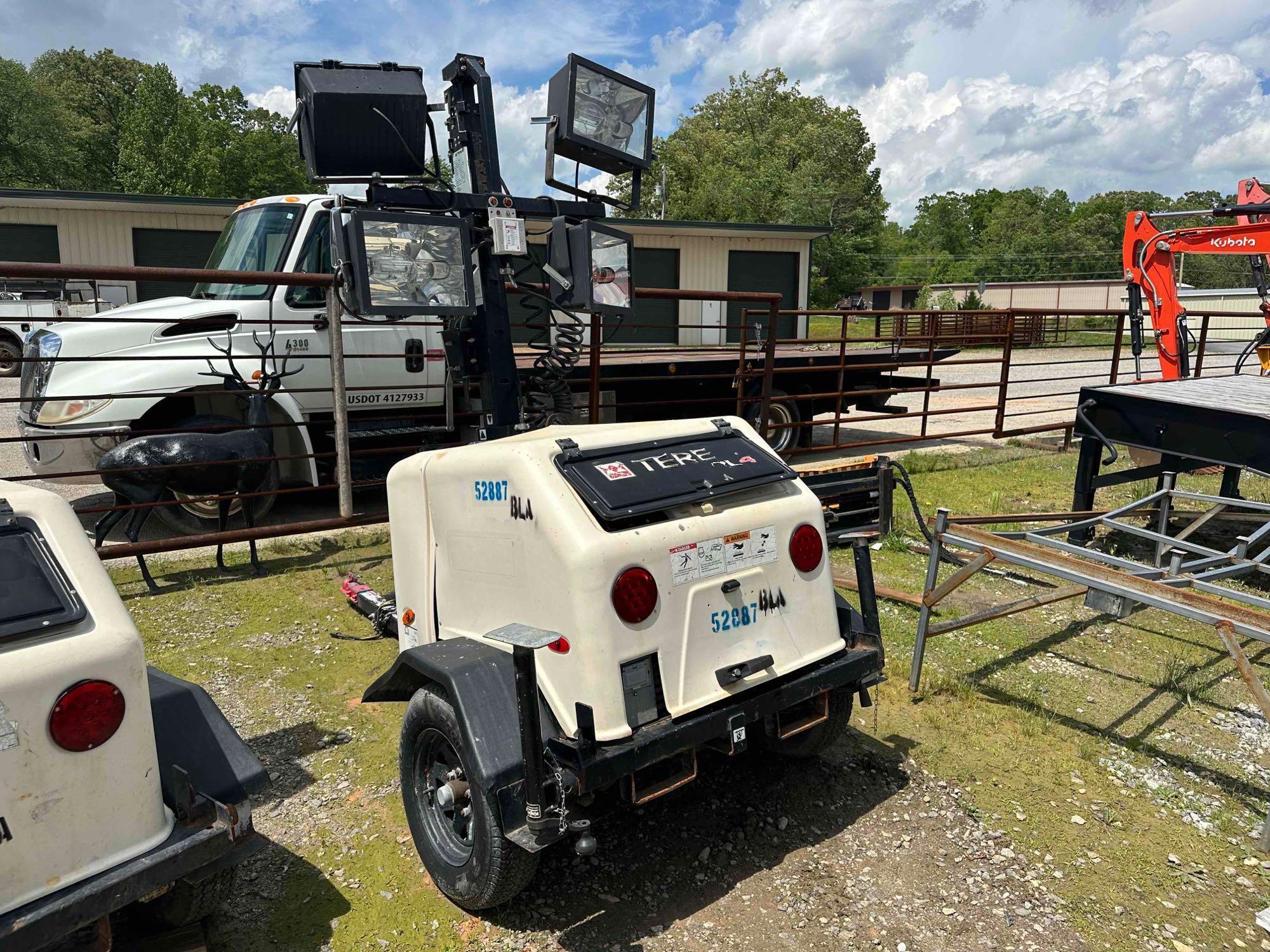 2017 Terex R64 Towable Light Tower