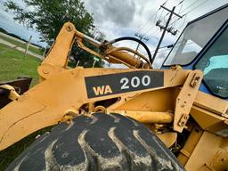 KOMATSU Loader with Forks