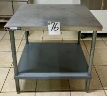 STAINLESS STEEL WORK TABLE