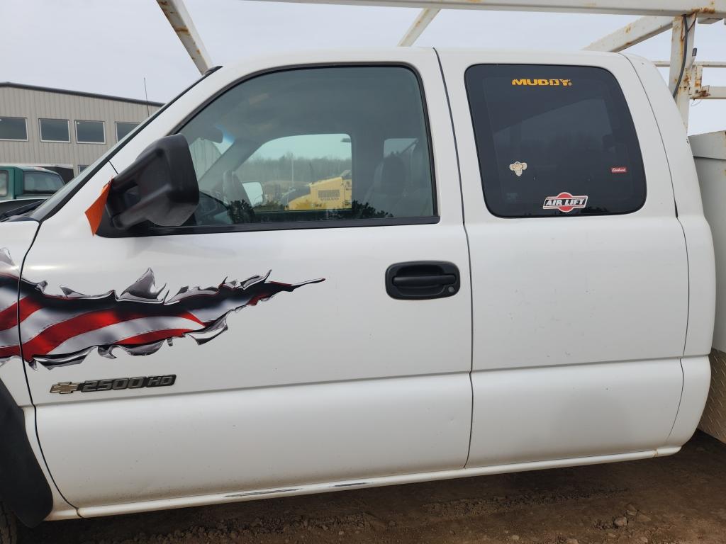 2006 Chevrolet Silverado 2500 Service Truck