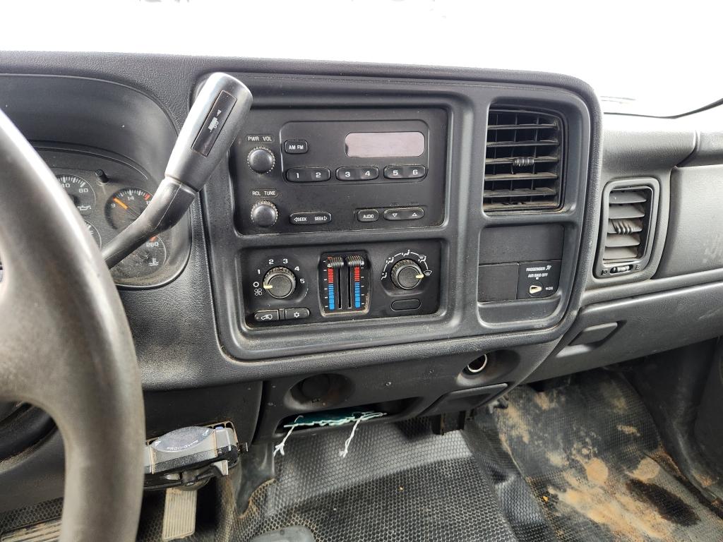 2006 Chevrolet Silverado 2500 Service Truck