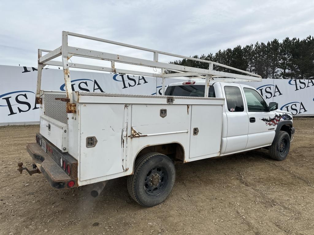 2006 Chevrolet Silverado 2500 Service Truck