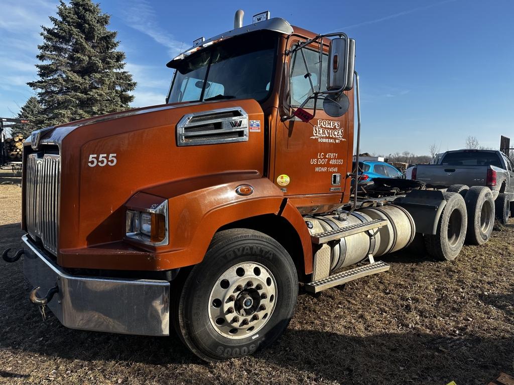 2015 Western Star Day Cab Tractor