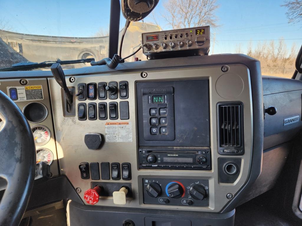 2011 Mack Gu713 Quad Axle Dump Truck