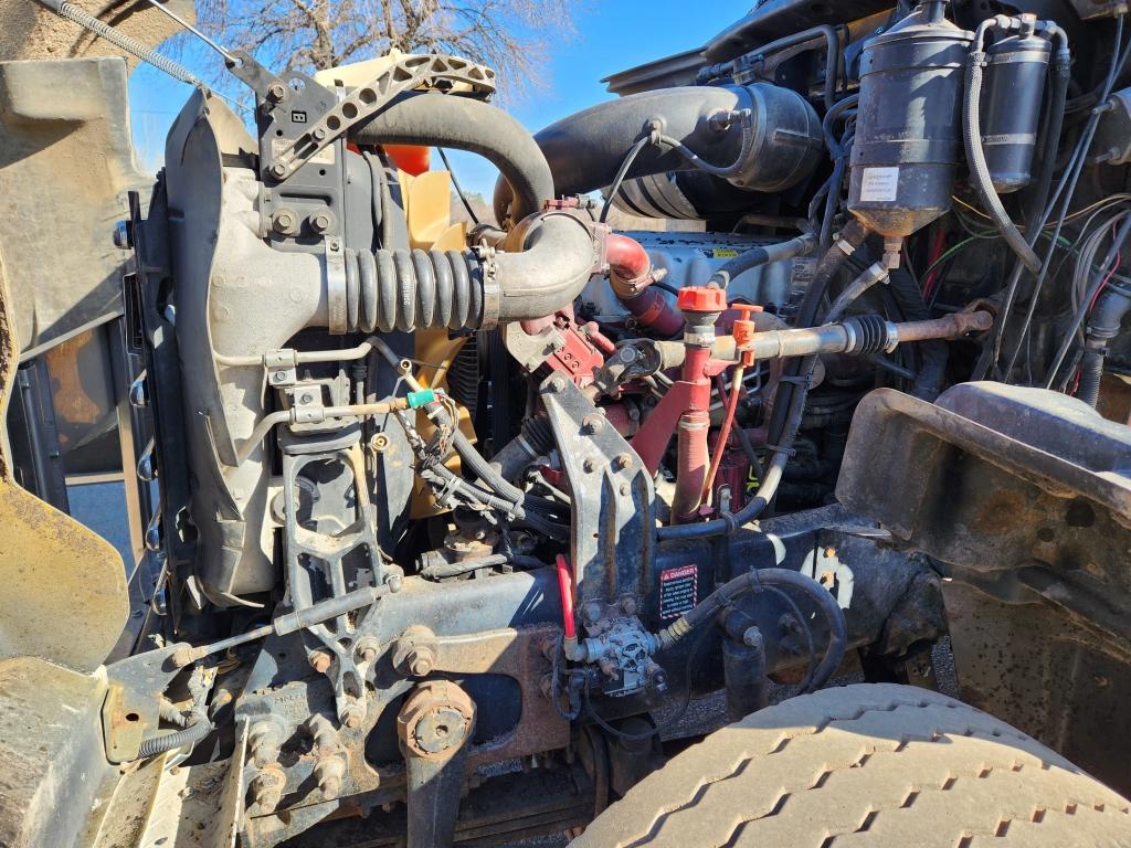 2011 Mack Gu713 Quad Axle Dump Truck