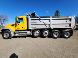 2011 Mack Gu713 Quad Axle Dump Truck