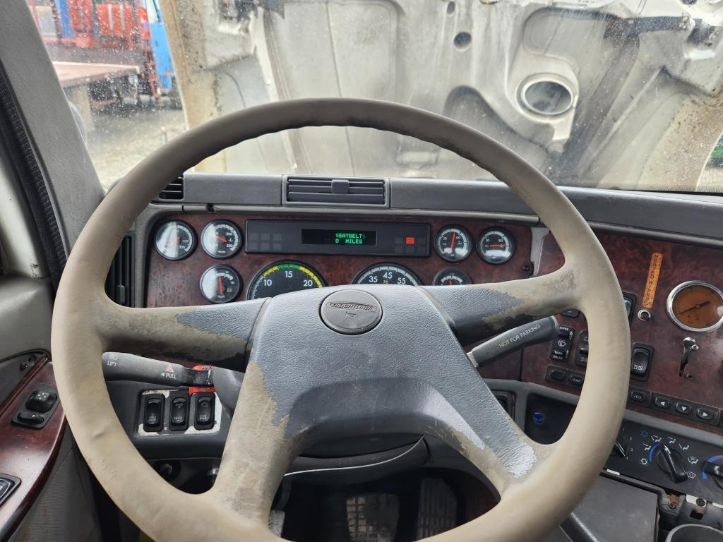 1998 Freightliner Salter/sander Truck