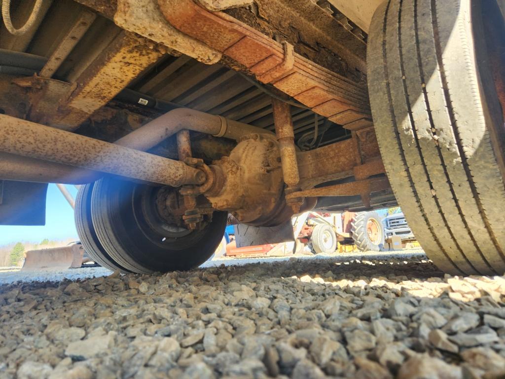 2001 Freightliner Mt45 Box Truck