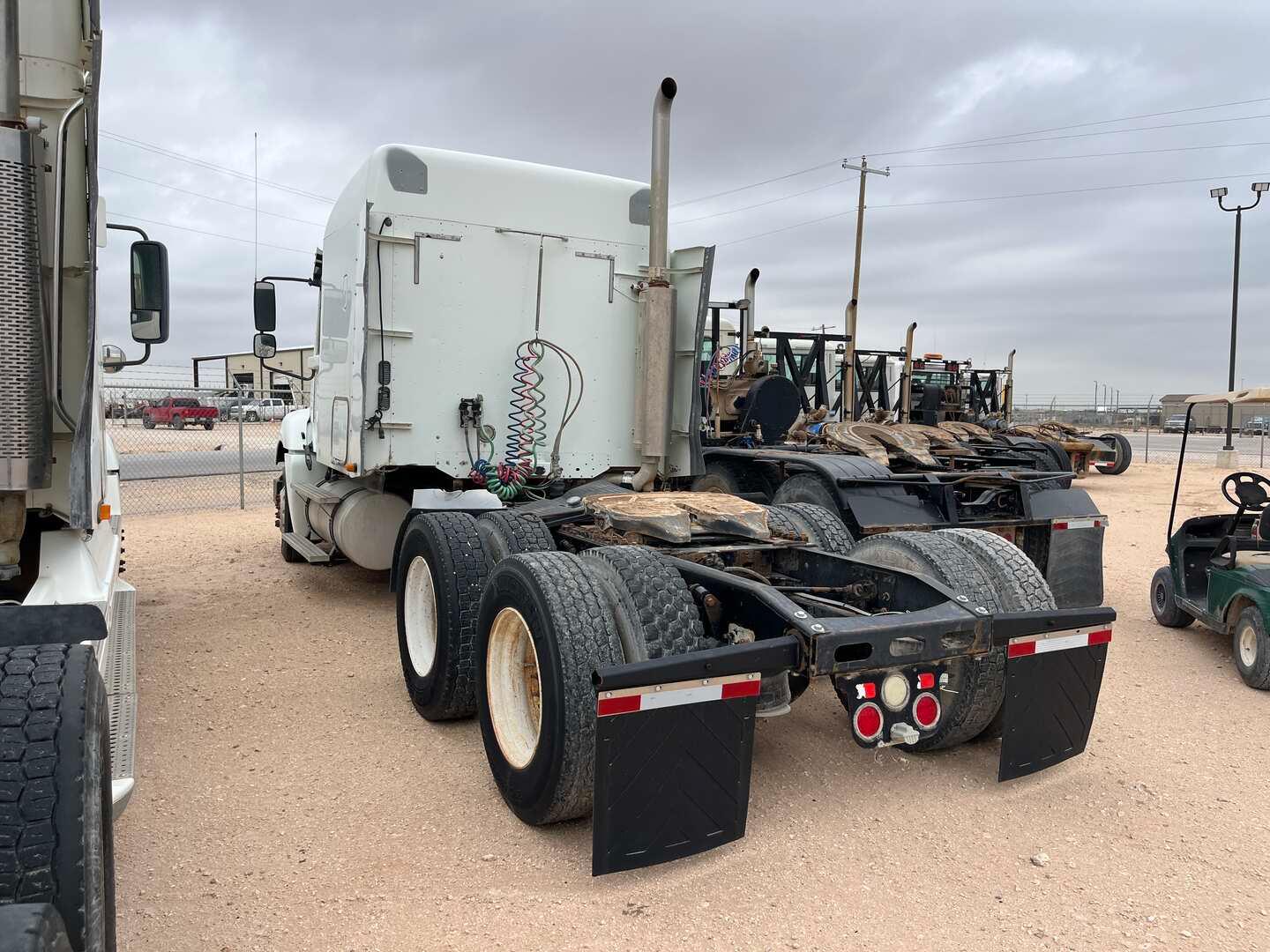 2006 FREIGHTLINER  COLUMBIA T/A SLEEPER HAUL TRUCK  14861