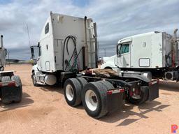 2006 FREIGHTLINER T/A SLEEPER HAUL TRUCK ODOMETER READS 741162 MILES, METER