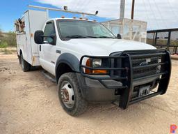 2006 FORD F450 SERVICE TRUCK ODOMETER READS 216,023 MILES, VIN/SN: 1FDXF46P