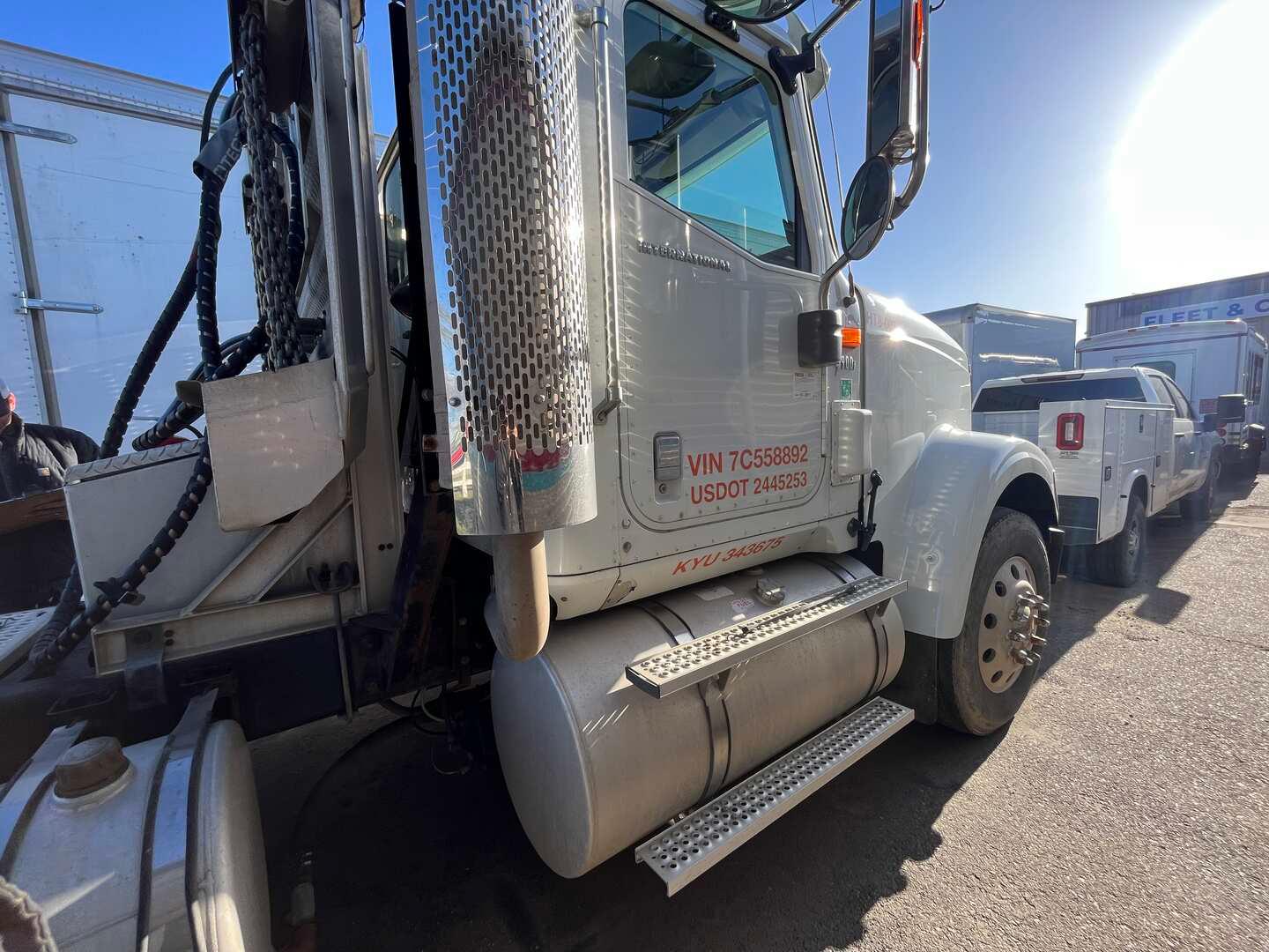 2007 INTERNATIONAL  9900I SFA 6X4 T/A DAYCAB HAUL TRUCK C-15 ACERT 475HP, 1