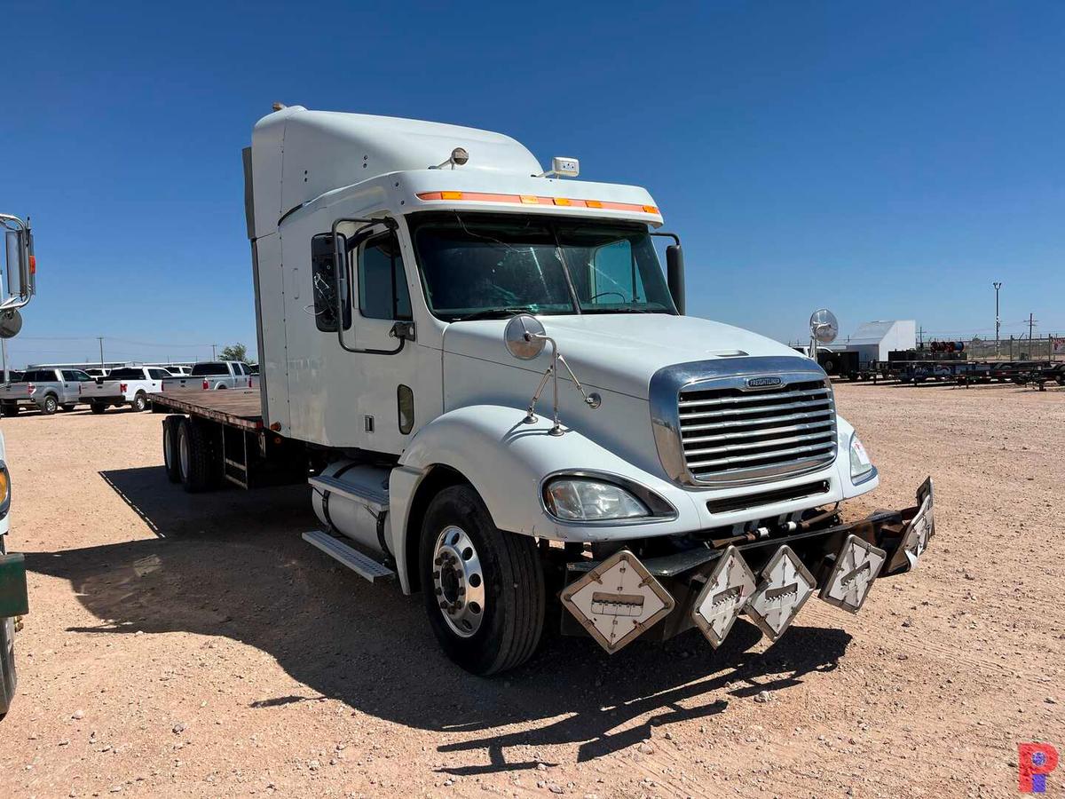 2007 FREIGHTLINER COLUMBIA T/A SLEEPER FLATBED TRUCK VIN/SN: 1FUJA6CK77LY36