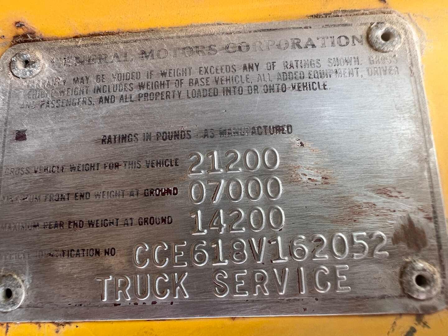 CHEVROLET HOT OIL TRUCK **INOPERABLE**  V8 Engine 14822