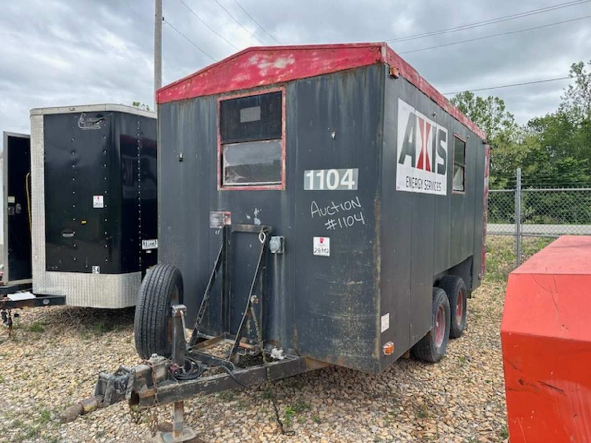 2006 PARKER TRAILERS CREW TRAILER W/ (4) LOCKERS, BENCHES, ST225/75R15 TIRE