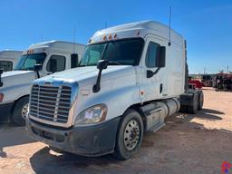 2013 FREIGHTLINER  CASCADIA T/A SLEEPER HAUL TRUCK ODOMETER READS 357118 MI